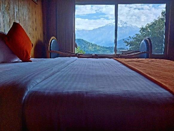 Himalayan Deurali Resort Pókhara Exteriér fotografie