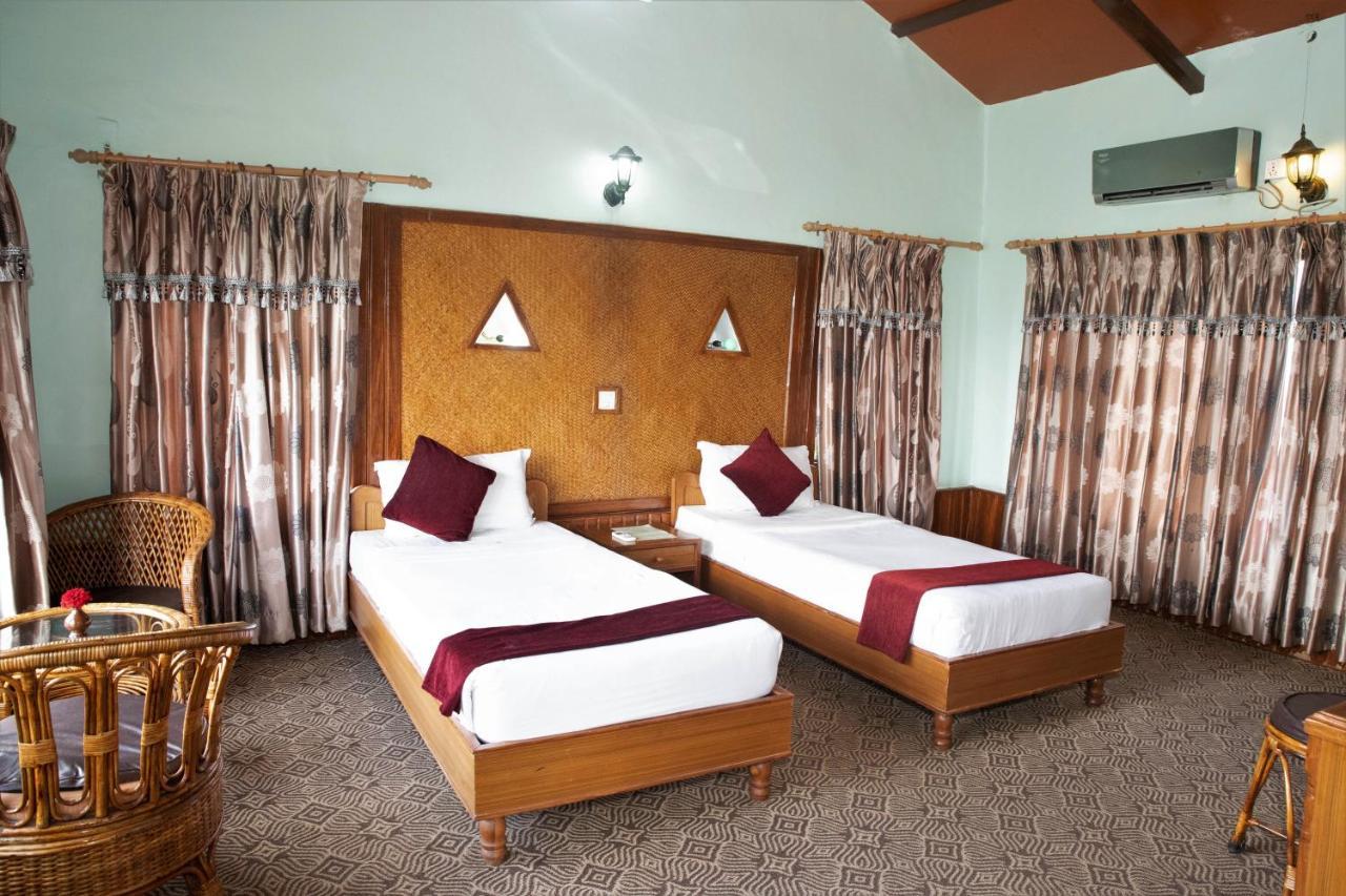 Himalayan Deurali Resort Pókhara Exteriér fotografie
