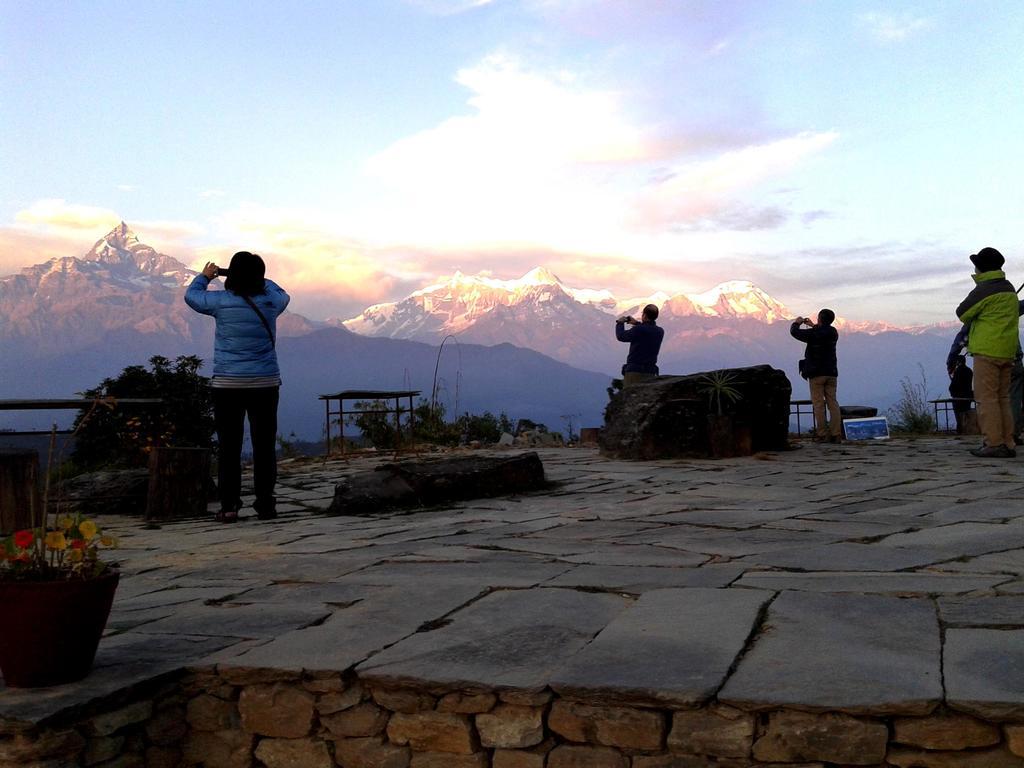 Himalayan Deurali Resort Pókhara Exteriér fotografie