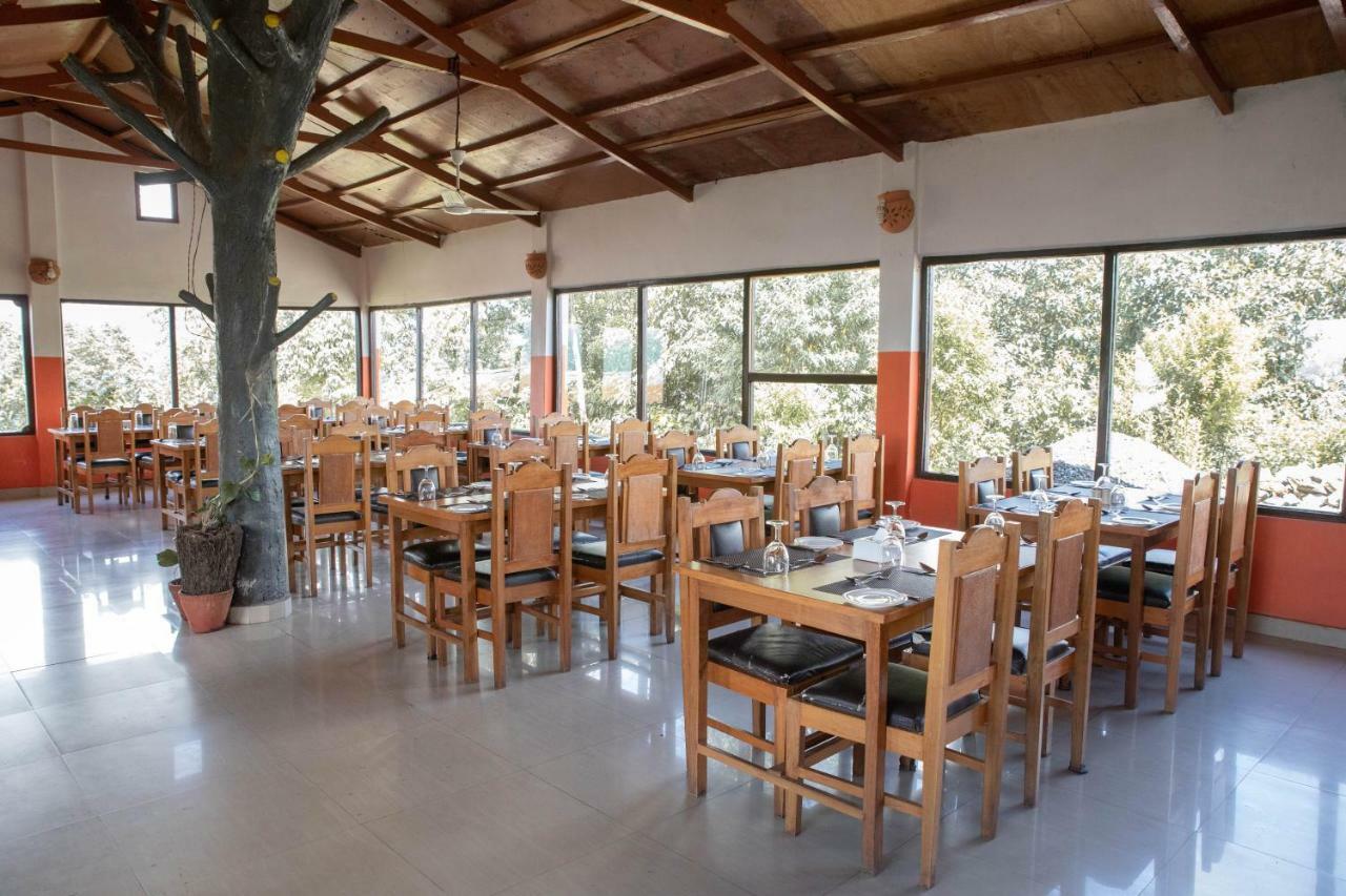 Himalayan Deurali Resort Pókhara Exteriér fotografie